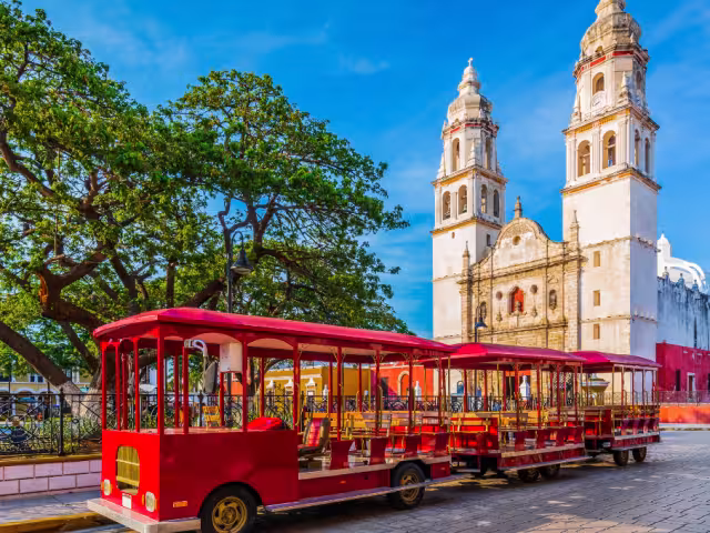 Campechanos recuerdan hoy escudo e himno como símbolos estatales