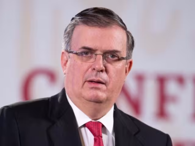 Marcelo Ebrard Casaubón, secretario de Economía 