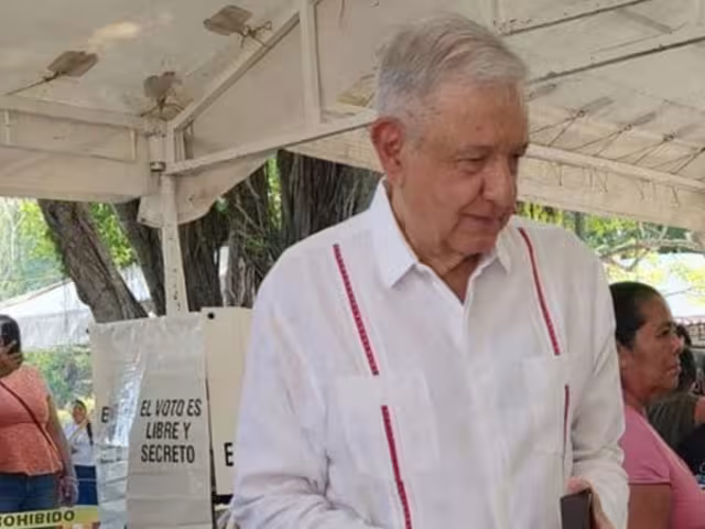 El expresidente Andrés Manuel López Obrador reapareció publicamente desde que terminó su mandato para votar en esta elección judicial
