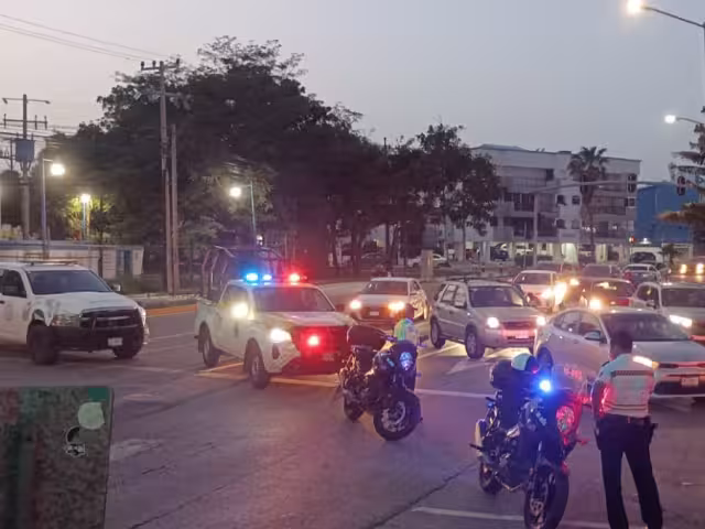 Así luce el tráfico en Cancún, Quintana Roo