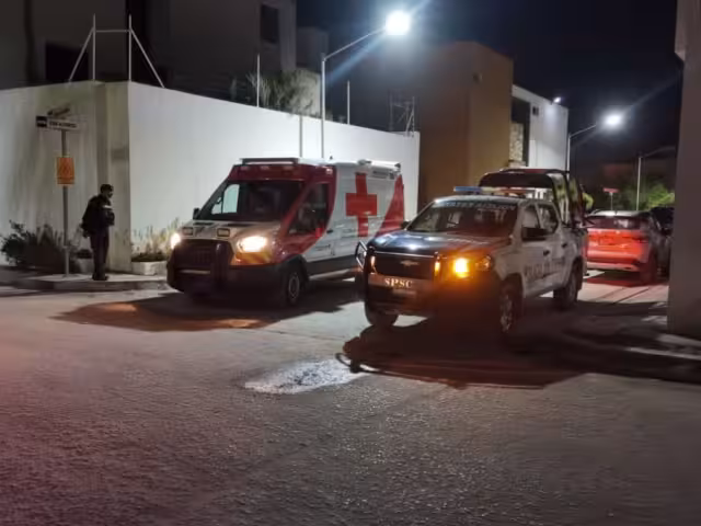 Mujer decide acabar con su vida en su domicilio del fraccionamiento Raíces; deja en la orfandad a un menor