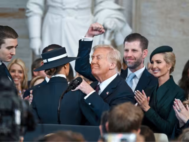 En su primer discurso como presidente de Estados Unidos,  Donald Trump insistió en la necesidad de restaurar la grandeza de EE.UU.