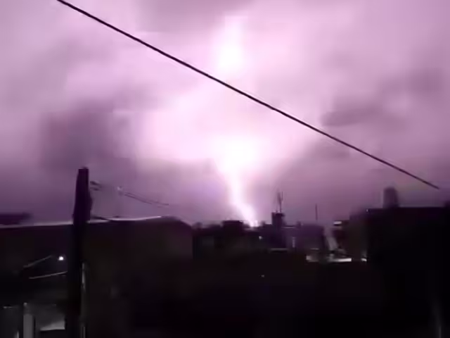 Colonias de Ciudad del Carmen quedaron sin luz tras fuerte tormenta eléctrica