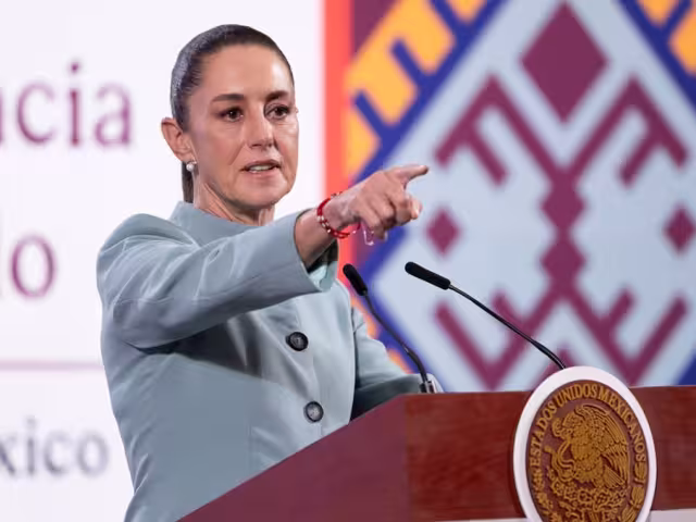 La presidenta Claudia Sheinbaum aseguró que su administración esperará la respuesta de Google antes de tomar acciones legales