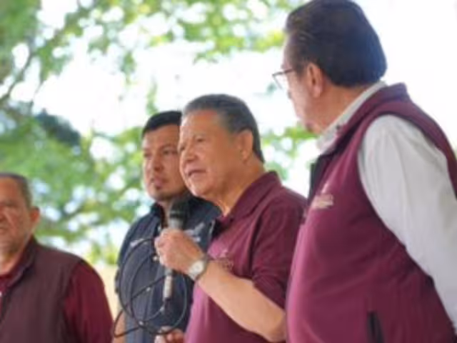 El gobernador de Hidalgo, Julio Menchaca, indicó que la siguiente fase será la reconstrucción integral de viviendas e infraestructura