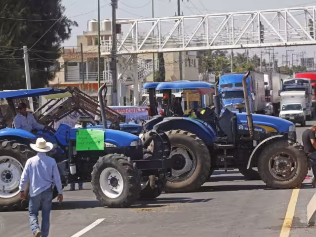 Las autoridades recomendaron a la ciudadanía tomar precauciones y consultar rutas alternas