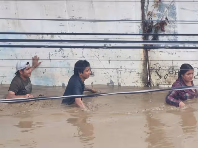 La presidenta hizo un llamado a la población de los estados costeros a mantenerse informada a través de fuentes oficiales
