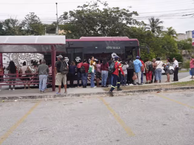 Ko’ox bajo presión: firmas, quejas y tres accidentes en su segundo día