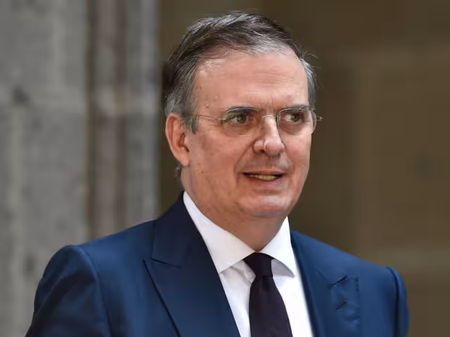 Marcelo Ebrard Casaubón, secretario de Economía