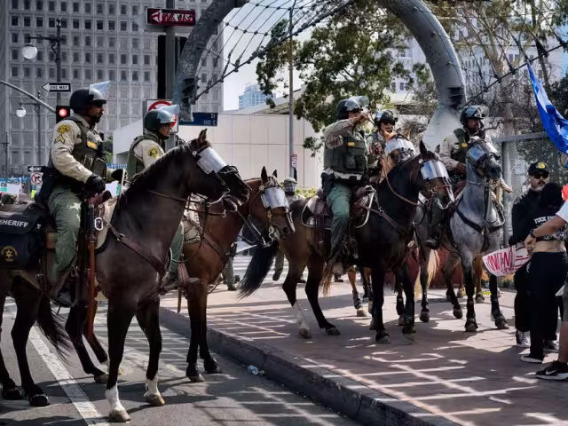 El presidente Donald Trump ha sido enfático en que su gobierno concentrará las acciones migratorias en ciudades santuario