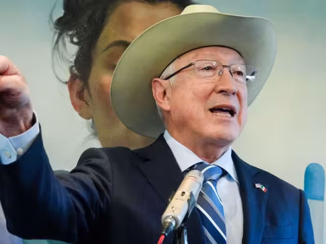 Ken Salazar, embajador de estados Unidos en México