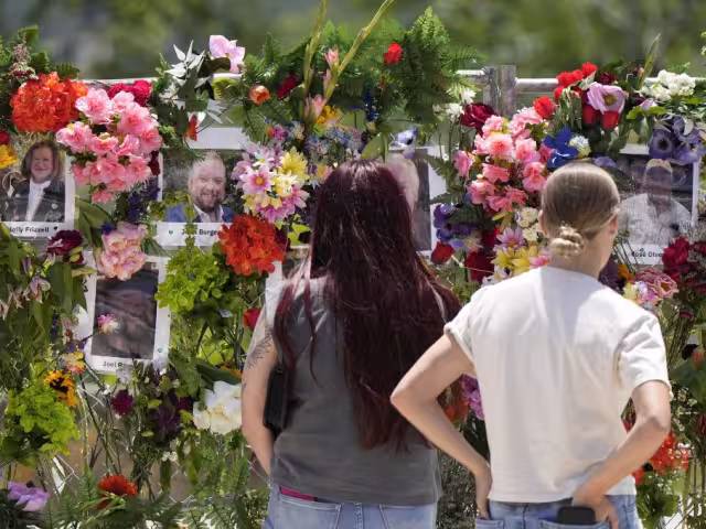 La gestión de la emergencia ha generado críticas por parte de la ciudadanía y expertos en protección civil.