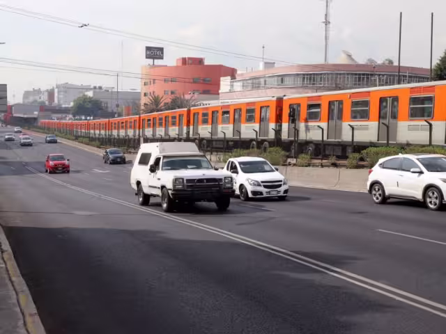 El programa Hoy No Circula es una medida que busca equilibrar el uso vehicular con la calidad del aire