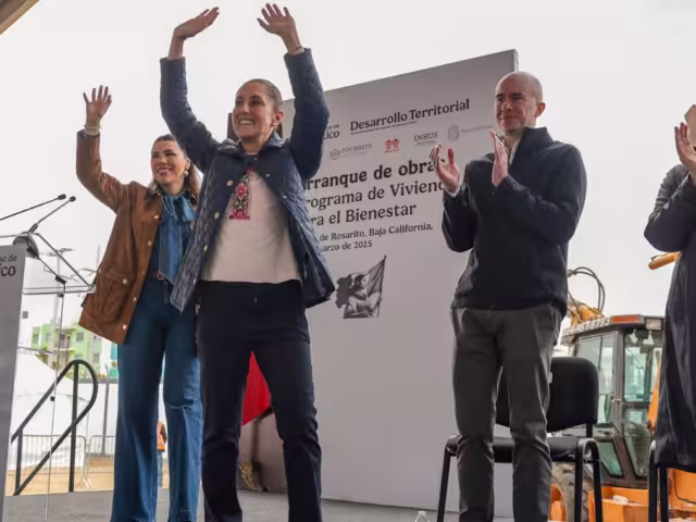 La presidenta Claudia Sheinbaum se encuentra de visita en Baja California, donde ya encabezo la entrega del programa "Vivienda para el Bienestar"