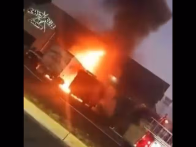 Culiacán vivió otra jornada violenta con ataques a restaurantes y vehículos