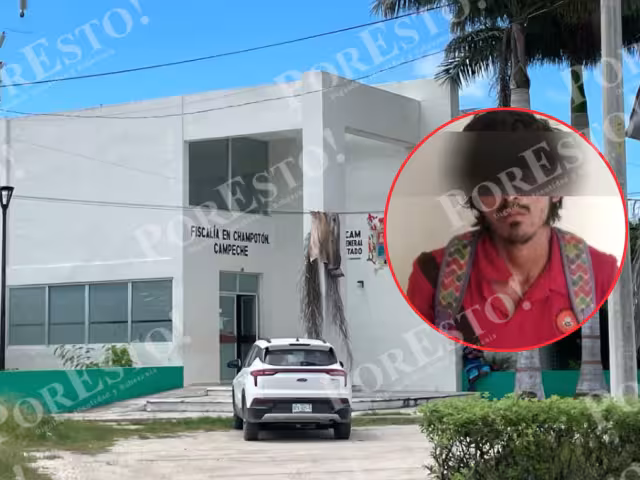 El agresor llevaba un bebé de aproximadamente un año de edad en brazos al momento del atraco.