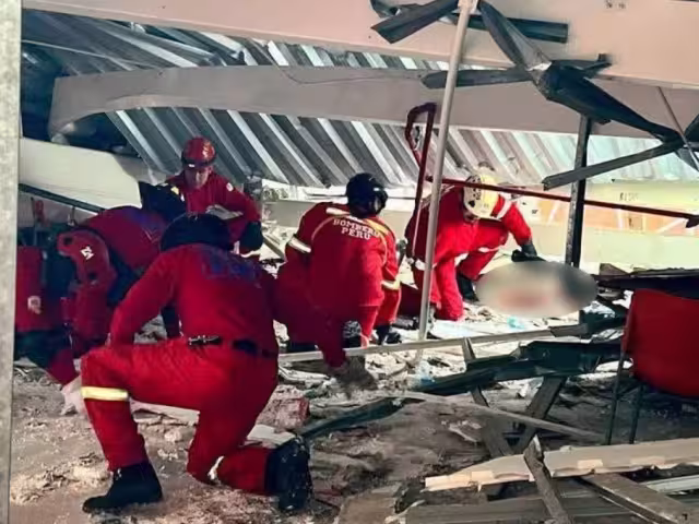El desplome ocurrió en la zona de comidas del centro comercial Real Plaza de Trujillo