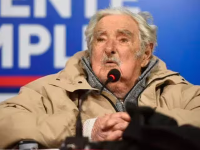 El pasado jueves 9 de enero el expresidente uruguayo, José Mujica, informó que ya no continuará el tratamiento contra el cáncer
