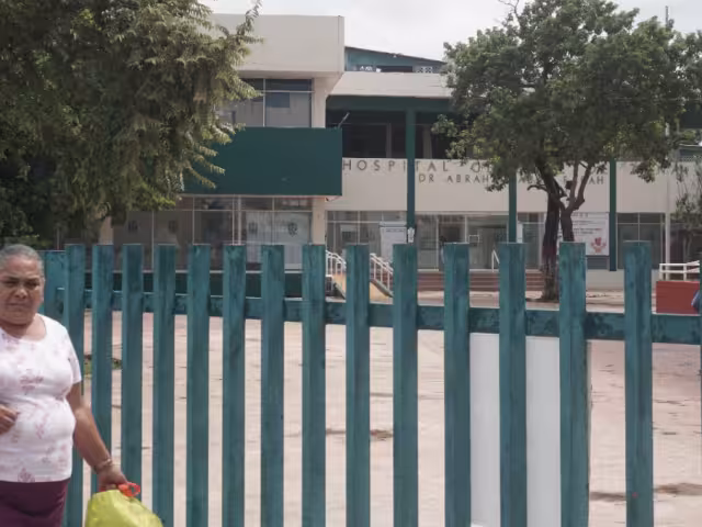 Muchos derechohabientes del IMSS en Cancún esperan hasta un mes para una cita y ser atendidos