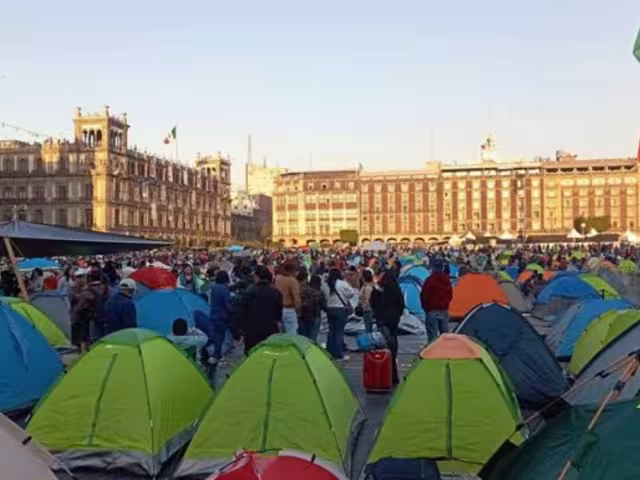 La protesta, que se extenderá hasta el 21 de marzo, forma parte de un paro nacional de 72 horas en rechazo a la Ley del ISSSTE