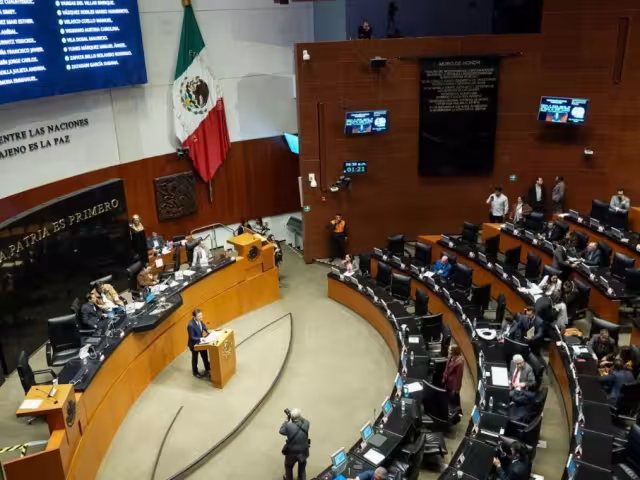 La iniciativa se aprobó en lo general con 94 votos a favor y 34 en contra