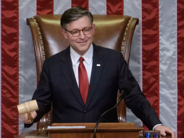 Mike Johnson,  presidente de la Cámara de Representantes de Estados Unidos