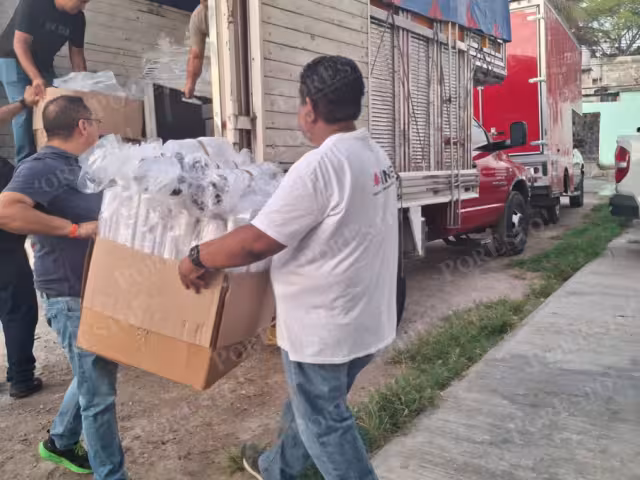 Distribuyen paquetería electoral para 316 casillas en el Distrito 02