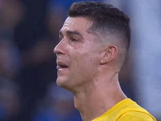 Cristiano Ronaldo no pudo soportar la derrota contra Al Hilal