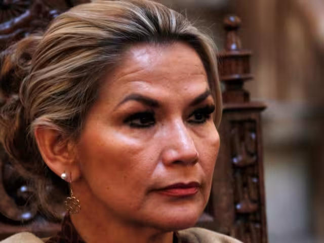 En junio de 2022 Jeanine Áñez fue condenada a diez años de prisión por los delitos de resoluciones contrarias a la Constitución y a las leyes