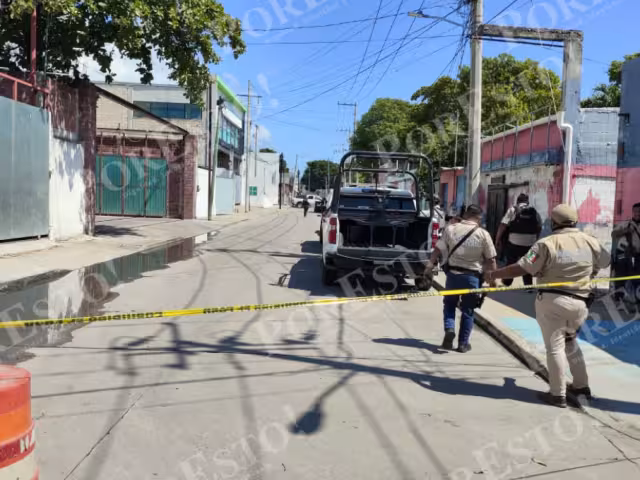 Se registró un fuerte operativo ministerial en una bodega de la colonia Compositores, en Campeche, generando expectación entre los vecinos.