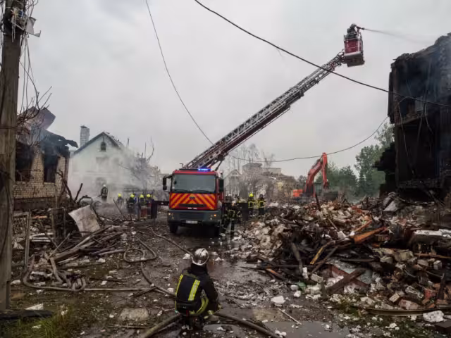 Los esfuerzos que encabeza Washington para abrir un canal de paz atraviesan un punto muerto