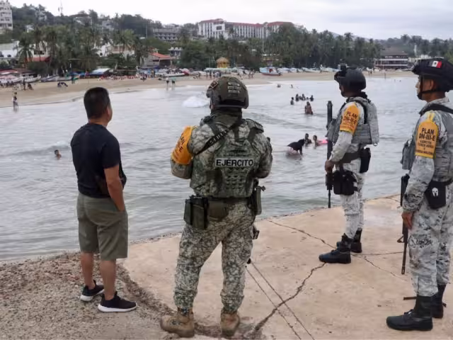 El ciclón avanza sobre las aguas del océano Pacífico, acercándose peligrosamente a las costas del sur de México