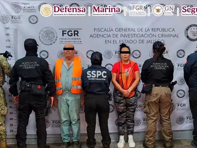 La acusada habría conspirado con otros individuos para dotar de armamento al cártel de acuerdo con documentación judicial