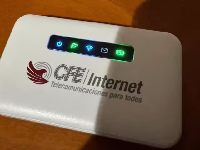 El MiFi de CFE Internet cuesta $1,145 e incluye 5 GB con vigencia de un mes.