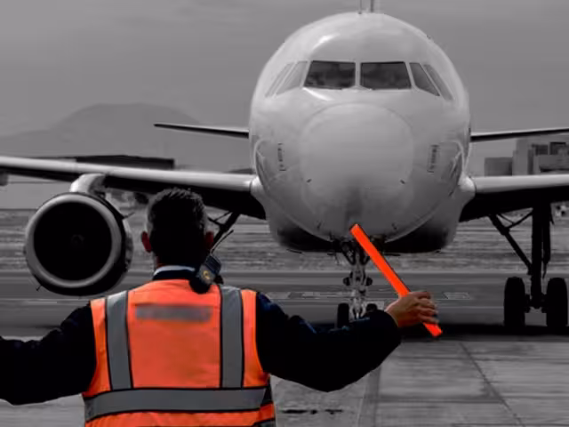 Aunque el restablecimiento de la pista es un avance, se prevé que el clima continúe siendo un factor de riesgo para la operación aérea 