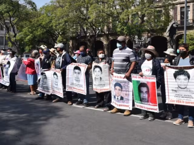 La Presidenta de la República ya tiene fecha para sostener su primera reunión con los padres de los 43 normalistas desaparecidos de Ayotzinapa