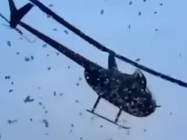 5 mil dólares cayeron del cielo desde un helicóptero por un hermoso motivo