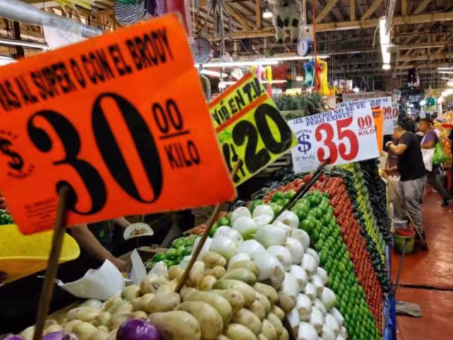 México contrasta con la tendencia de la OCDE y experimenta un ligero aumento en la inflación