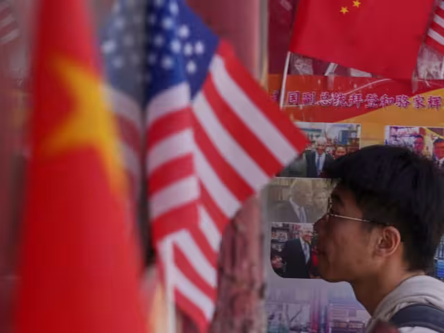 La escalada en las tensiones comerciales entre Estados Unidos y China ha generado volatilidad en los mercados financieros globales