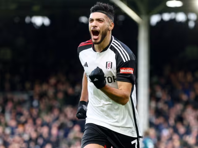 Raúl Jiménez es uno de los candidatos a convertirse el mejor jugador.