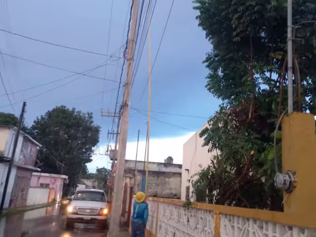 Un apagón afectó a las colonias Pénjamo y Banco de Piedra en Sabancuy, Carmen.