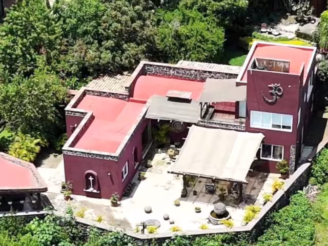 El legislador explicó que, aunque adquirió una vivienda a crédito en Tepoztlán, no cuenta con escrituras, pues la tierra pertenece al régimen comunal