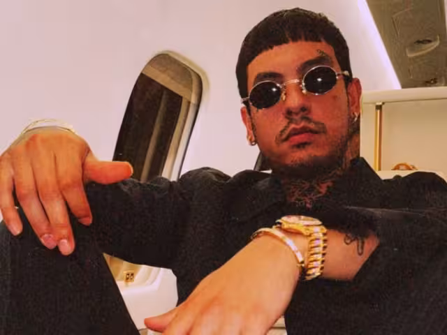 Revelan video de Natanael Cano cantando dentro de una cárcel