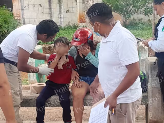 Niño de 3 años y su madre resultan heridos tras accidente por falla mecánica