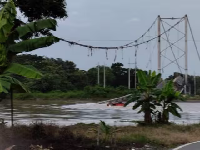 Las autoridades locales han instado a la ciudadanía a utilizar rutas alternas mientras se llevan a cabo las evaluaciones y reparaciones necesarias