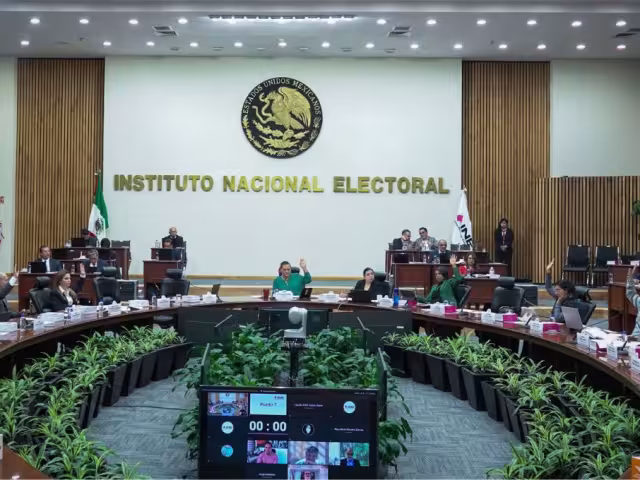 El INE admitió que aún no existen lineamientos normativos claros sobre el uso de IA en la producción de contenidos institucionales