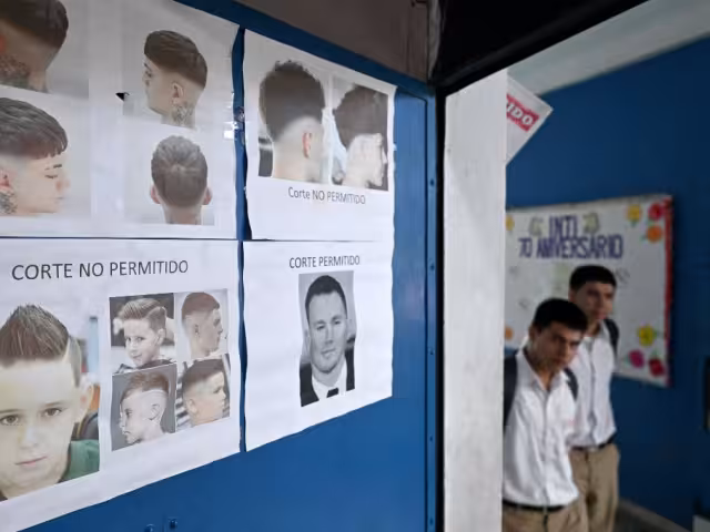 La disposición, que comenzó a aplicarse este miércoles, ha generado imágenes y videos en redes sociales