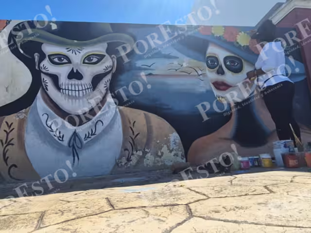 Iniciaron los trabajos de retoque de los murales del panteón antiguo de Champotón.