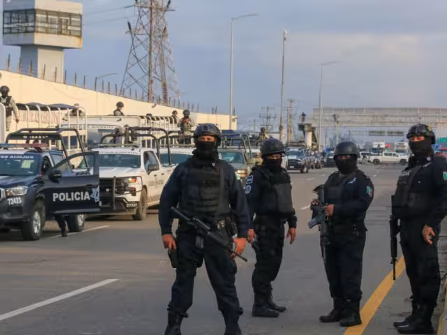 La presidenta Sheinbaum explicó que el enfrentamiento ocurrió durante un intento de traslado de dos reclusos a otro penal