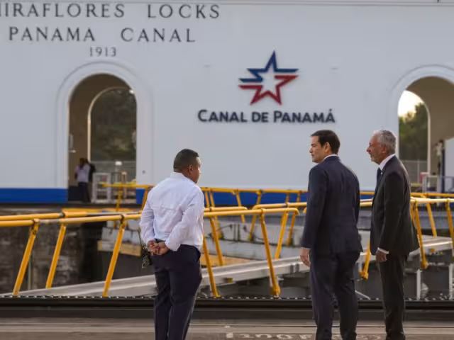 El presidente de Panamá expresó su sorpresa por la supuesta exención de pago para los buques estadounidenses